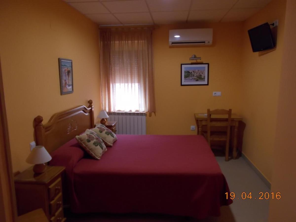 Hostal Mirador De Ávila Exteriör bild