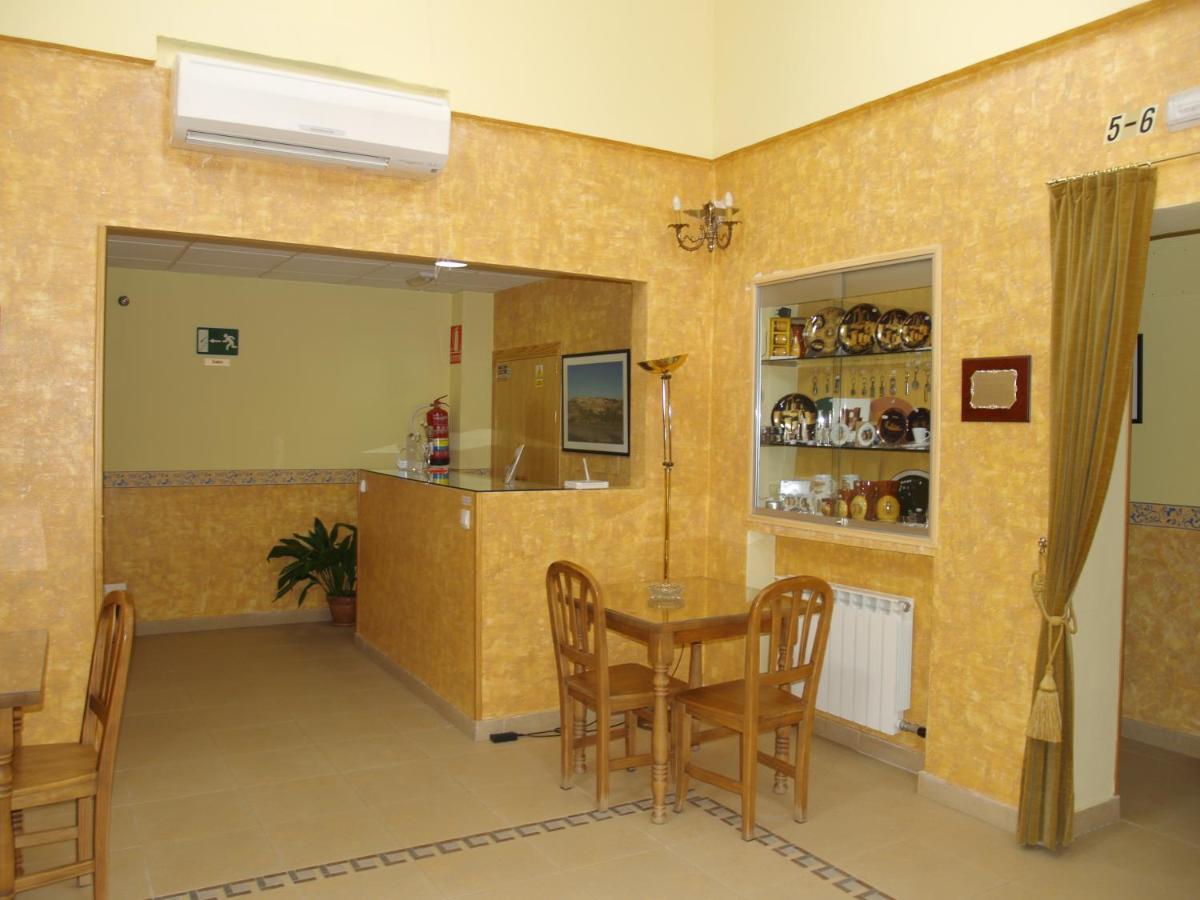 Hostal Mirador De Ávila Exteriör bild